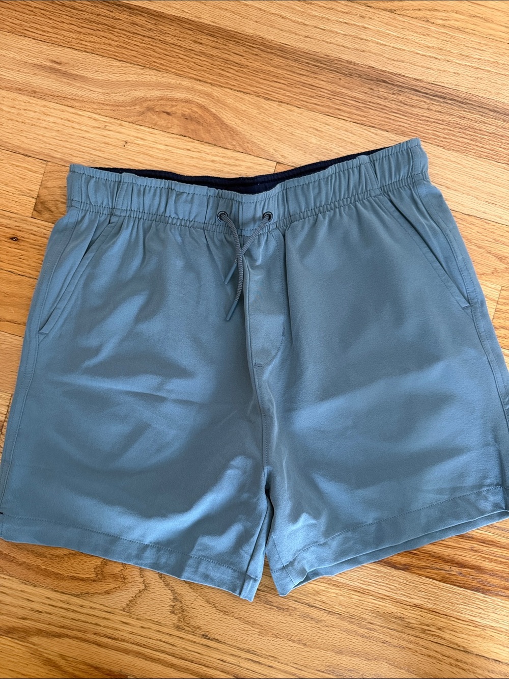 Vineyard Vines Boys Performance Pull on Shorts